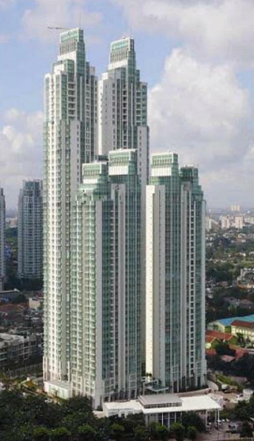 The Peak Residence At Sudirman - 3 Bedroom Exclusive Private Apartment Jakarta Exterior photo