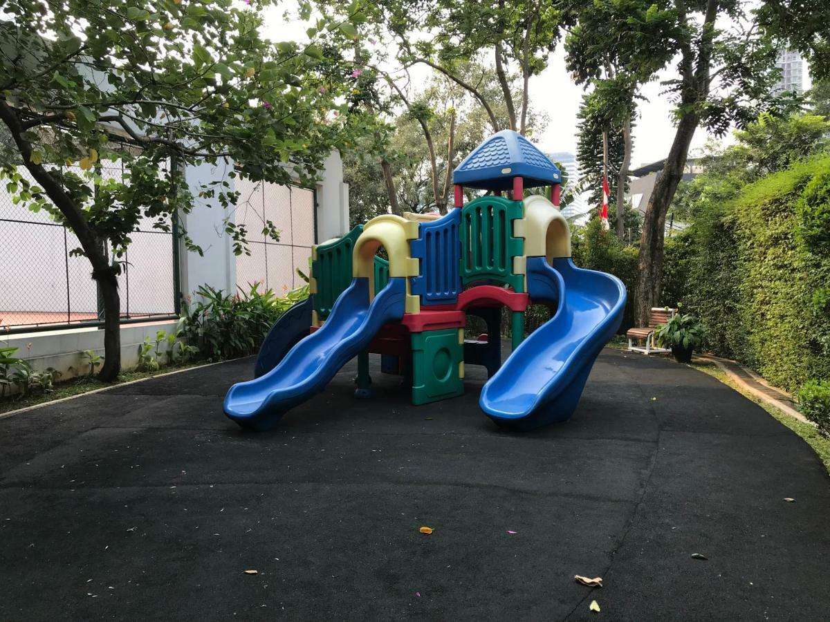 The Peak Residence At Sudirman - 3 Bedroom Exclusive Private Apartment Jakarta Exterior photo