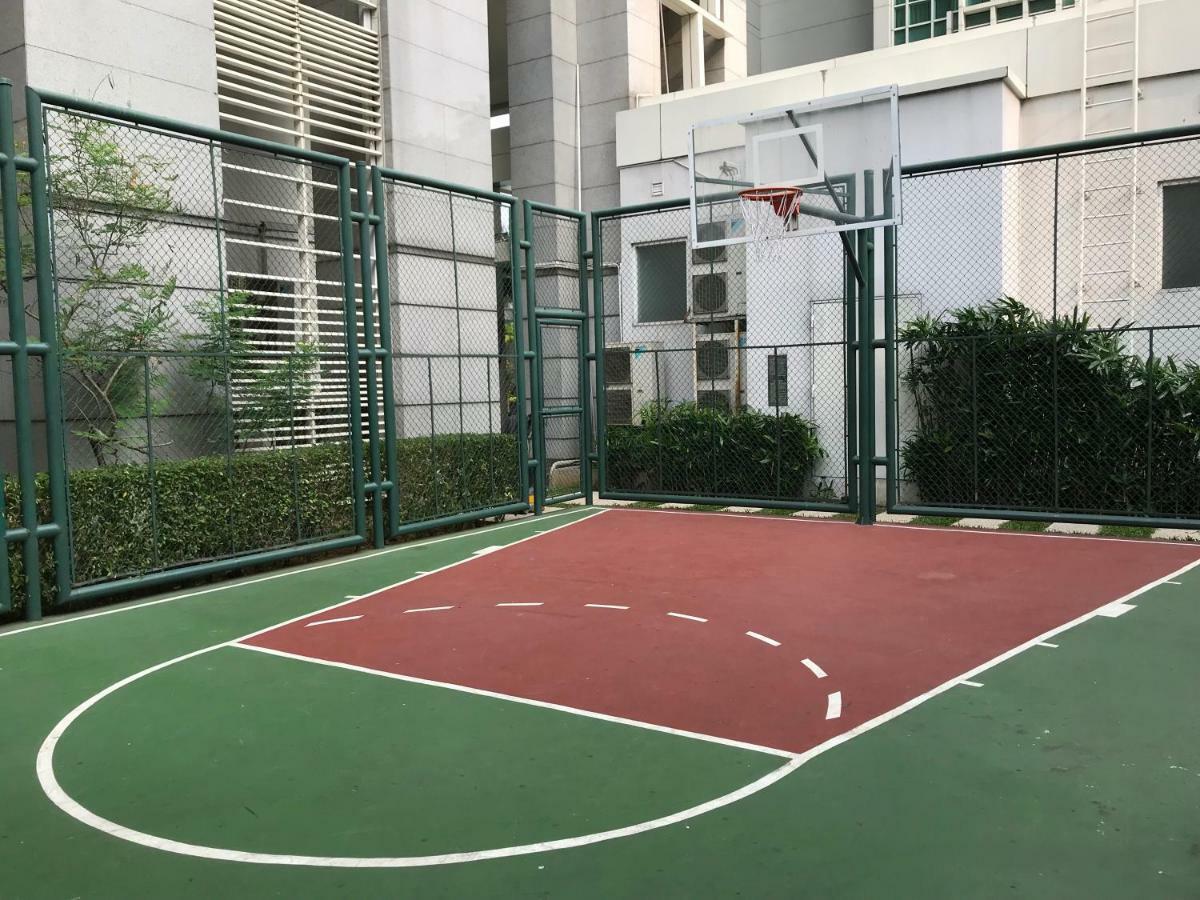 The Peak Residence At Sudirman - 3 Bedroom Exclusive Private Apartment Jakarta Exterior photo