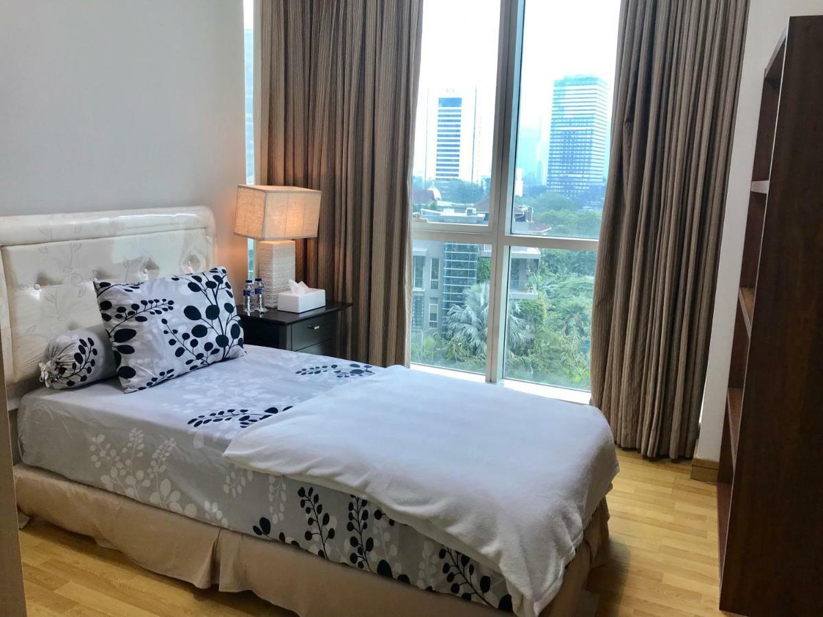 The Peak Residence At Sudirman - 3 Bedroom Exclusive Private Apartment Jakarta Exterior photo